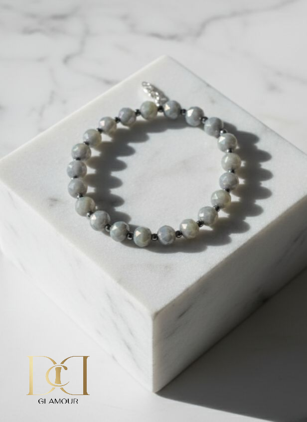 Lunar Veil