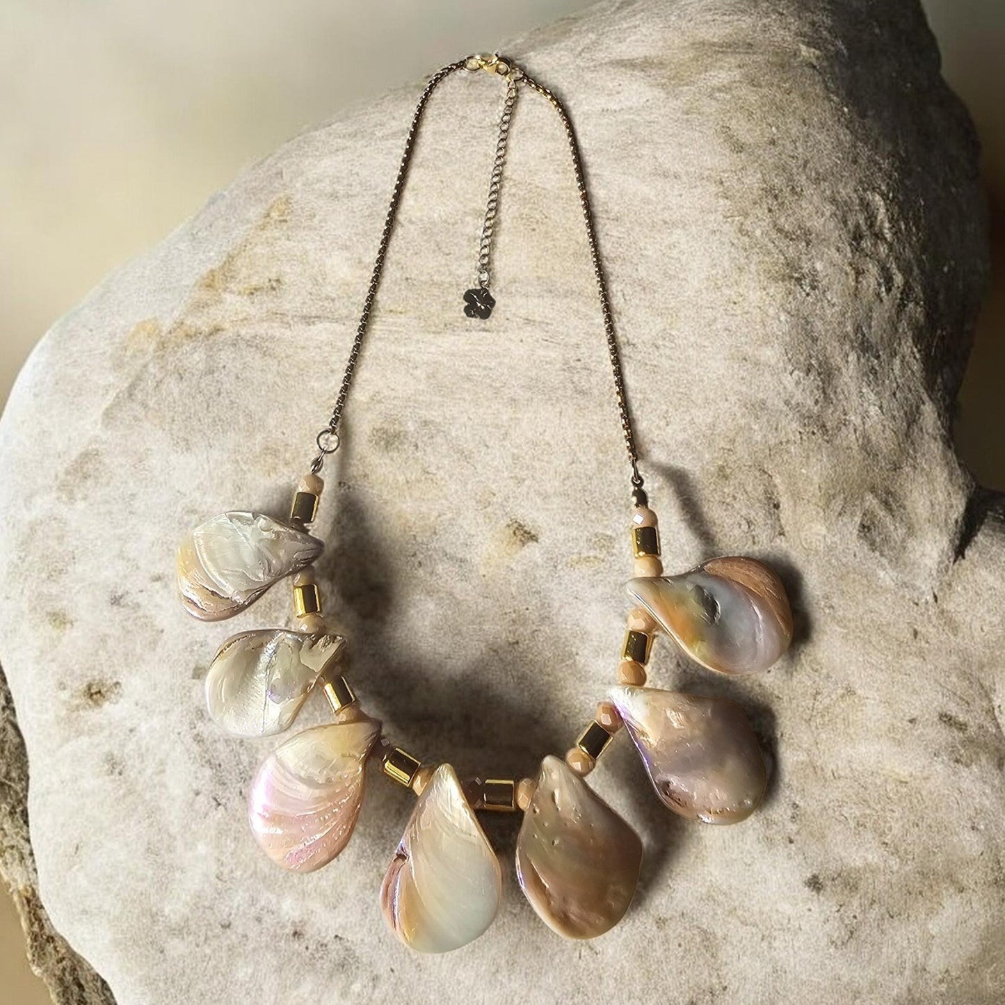 Esencia Collar